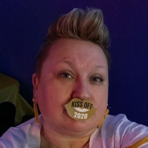 Meet your Posher, Kari